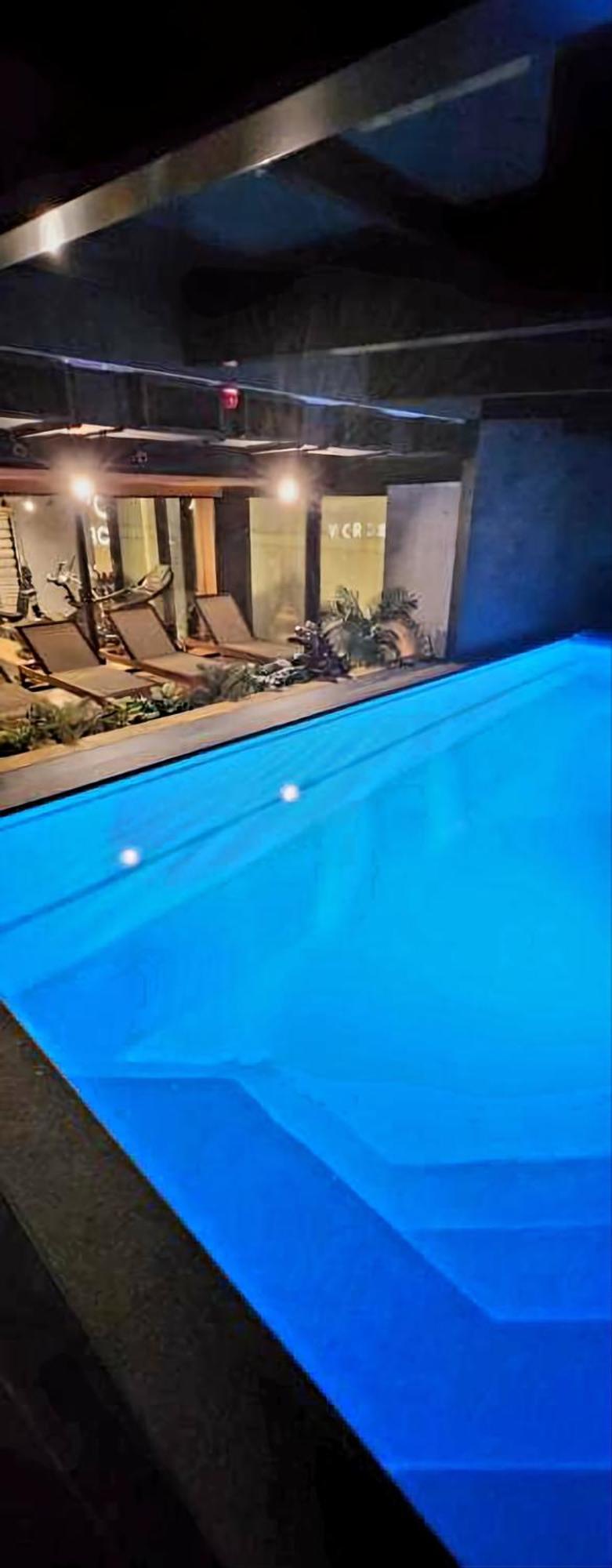Castle Loft Apartment,Spa, Gym ,Sauna & Swimming Pool Free Parking Krasków Eksteriør bilde